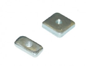 Rectangular and square nuts for aluminium profile slot