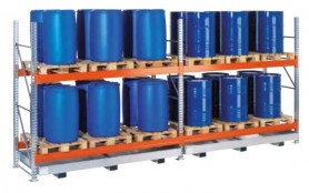 Racks G-PR2 drums on pallets